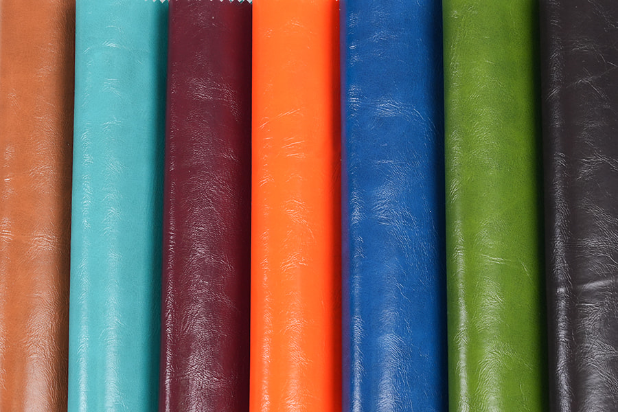 Wysoka elastyczna, trudnopalna sofa ze sztucznej skóry